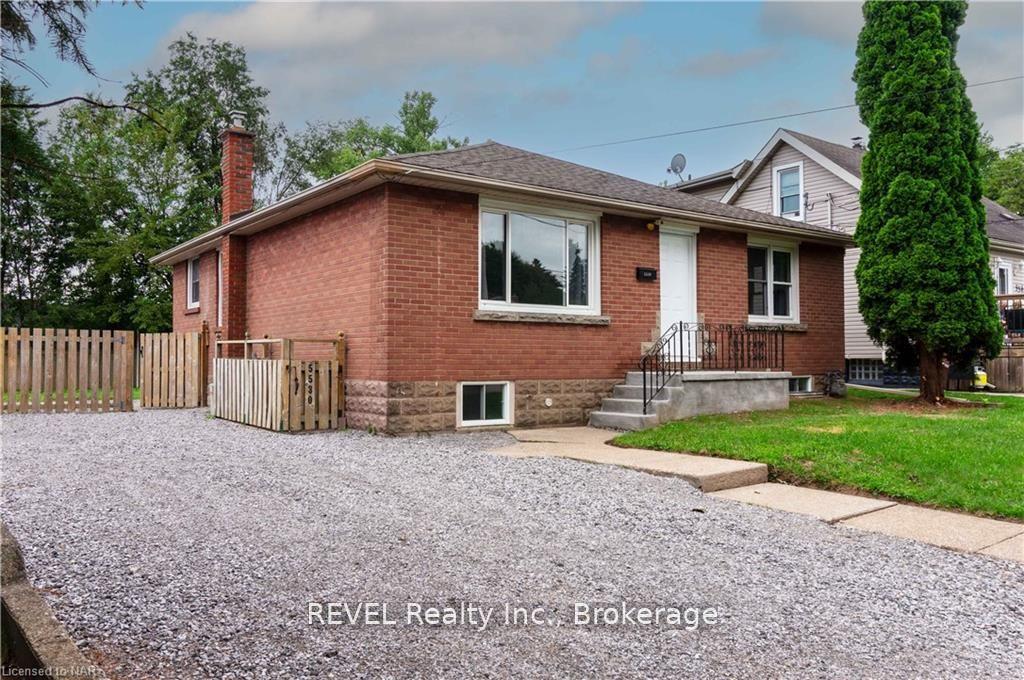Photo 1 of 5530 Arthur Street, Niagara Falls, Cherrywood — HOMEH