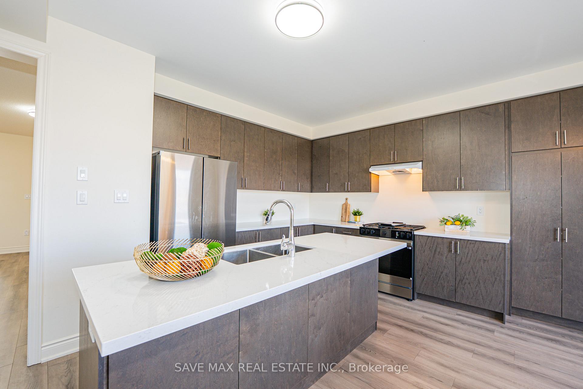 Photo 16 of 1462 Wheatcroft Drive, Oshawa, Kedron — HOMEH