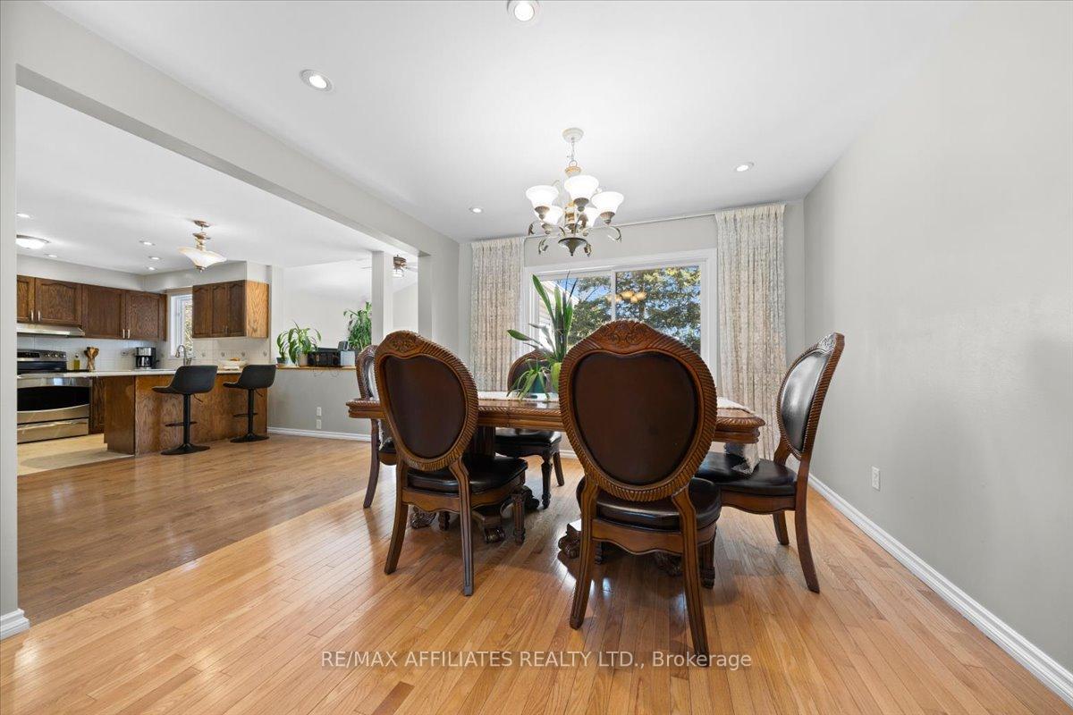 Photo 19 of 2055 Rolling Brook Drive, Ottawa, Chapel Hill South - Orleans Village — HOMEH