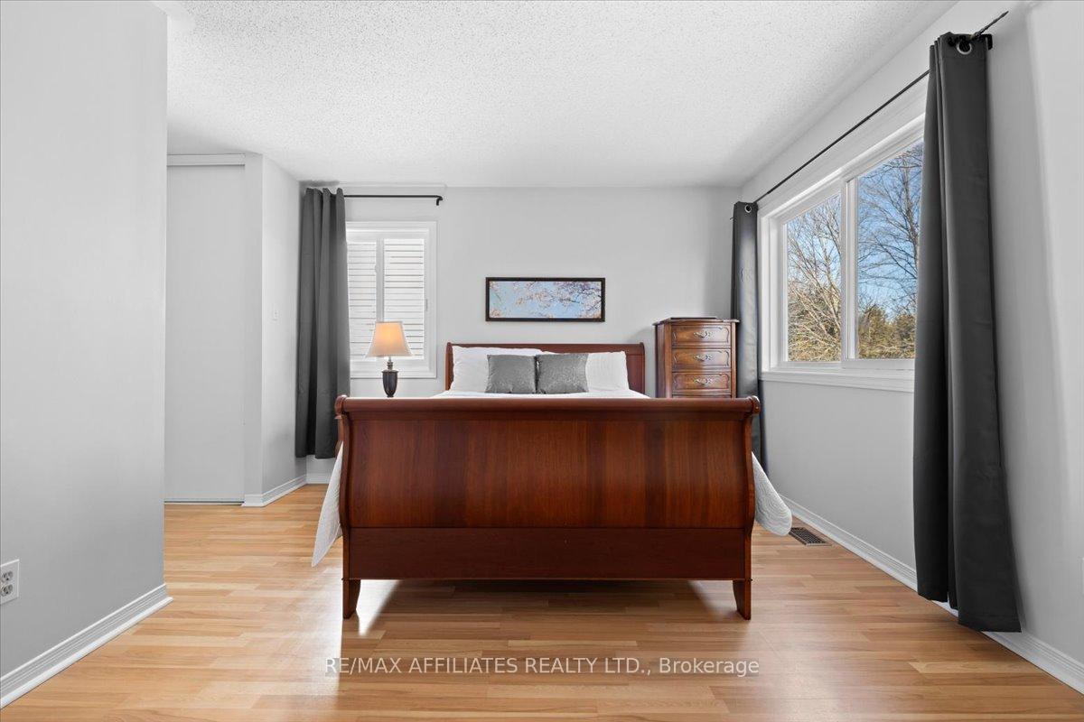 Photo 24 of 2055 Rolling Brook Drive, Ottawa, Chapel Hill South - Orleans Village — HOMEH