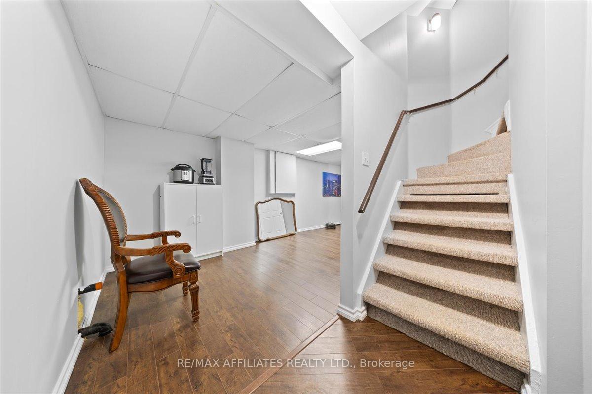 Photo 36 of 2055 Rolling Brook Drive, Ottawa, Chapel Hill South - Orleans Village — HOMEH