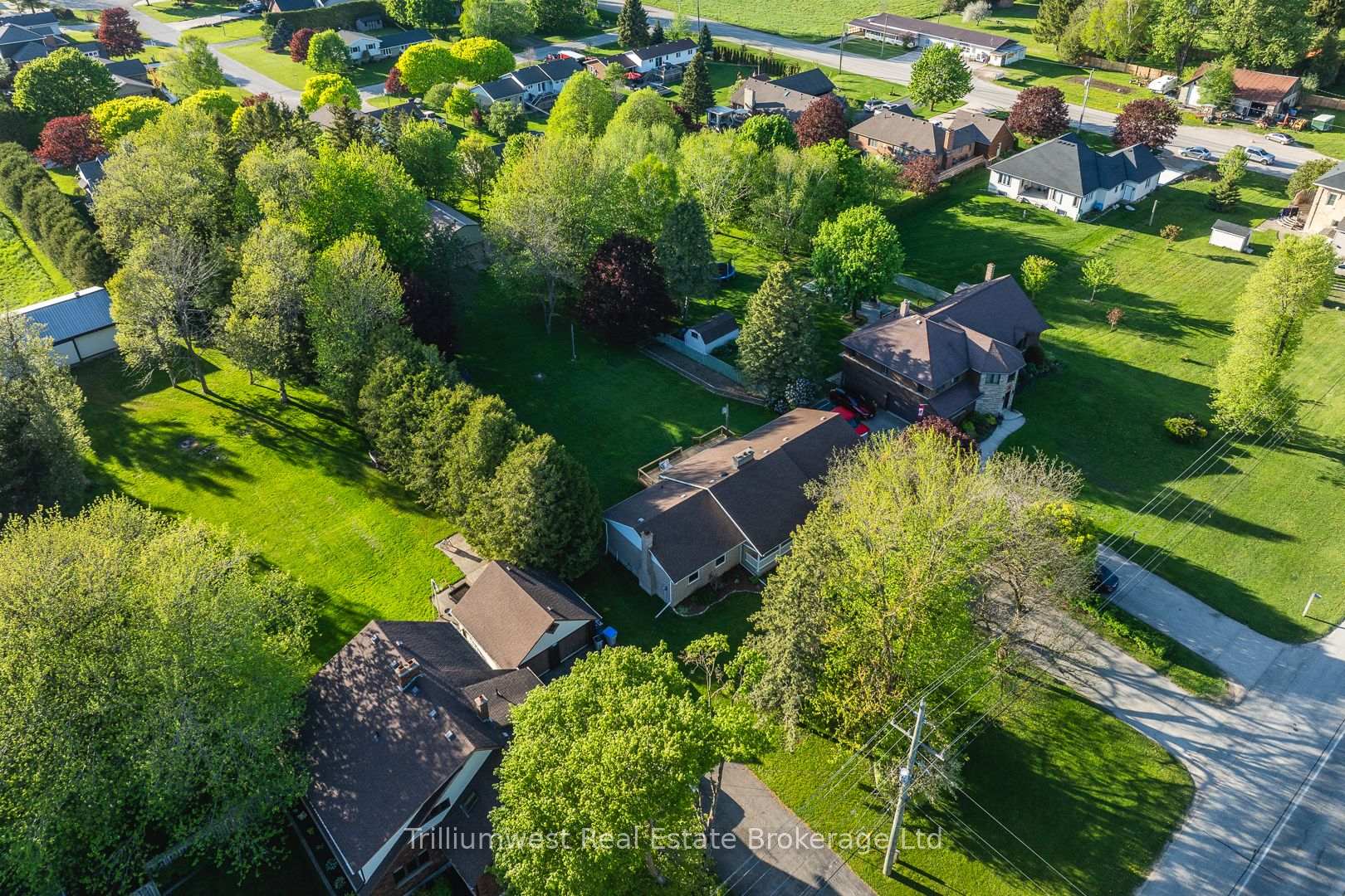Photo 37 of 8688 164 Road, North Perth, Wallace — HOMEH