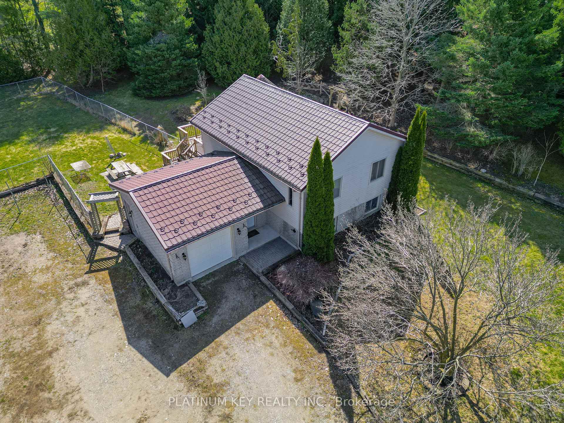 Photo 1 of 30614 Hungry Hollow Road, North Middlesex, Rural North Middlesex — HOMEH
