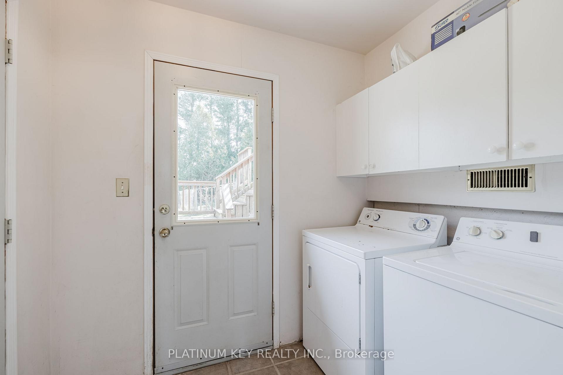Photo 29 of 30614 Hungry Hollow Road, North Middlesex, Rural North Middlesex — HOMEH