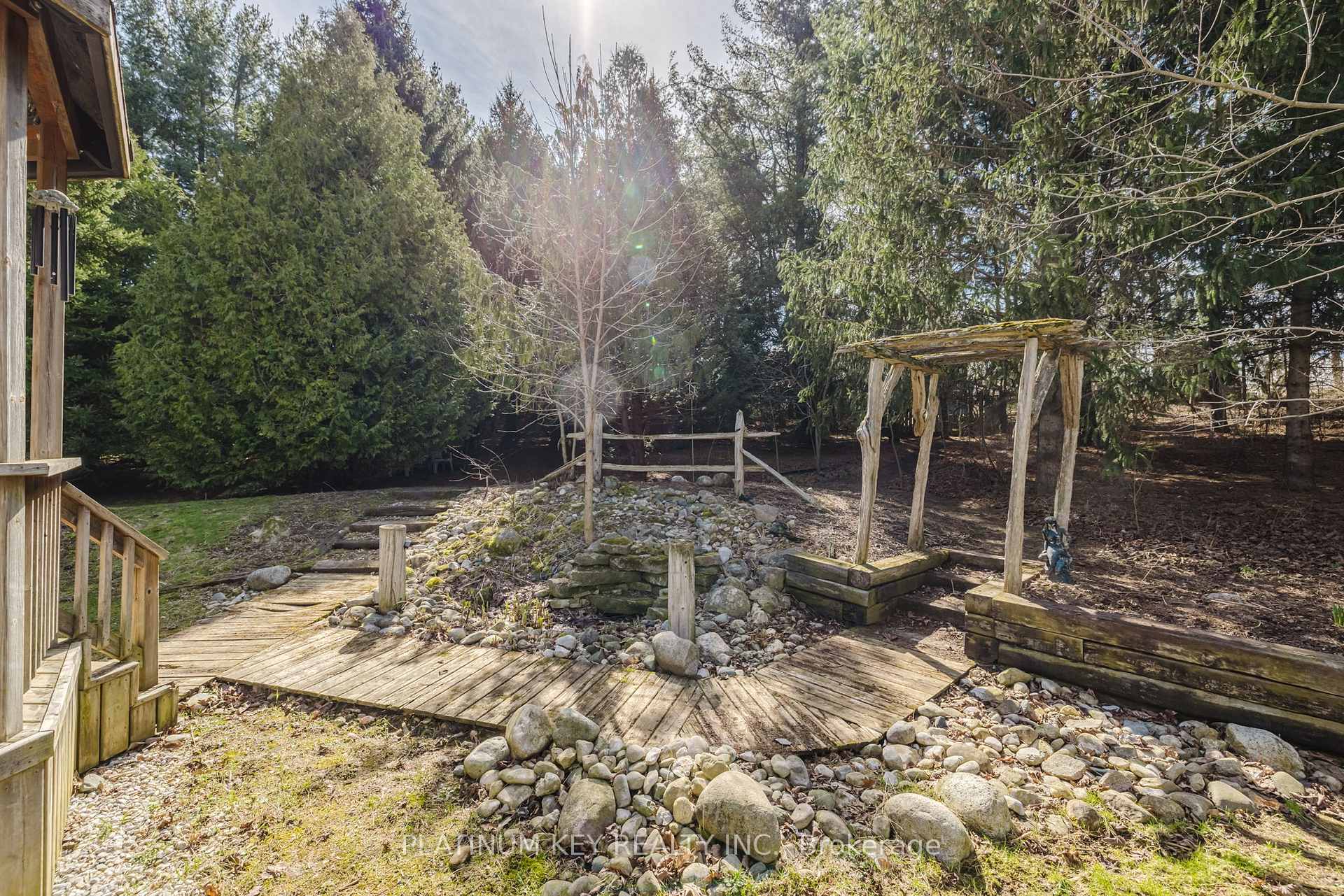 Photo 31 of 30614 Hungry Hollow Road, North Middlesex, Rural North Middlesex — HOMEH