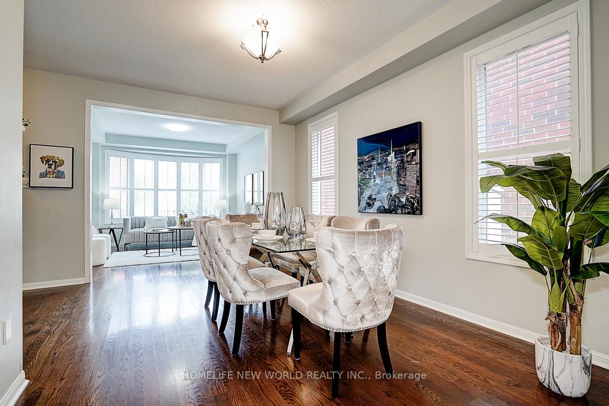Photo 4 of 76 Bulmer Crescent, Newmarket, Glenway Estates — HOMEH