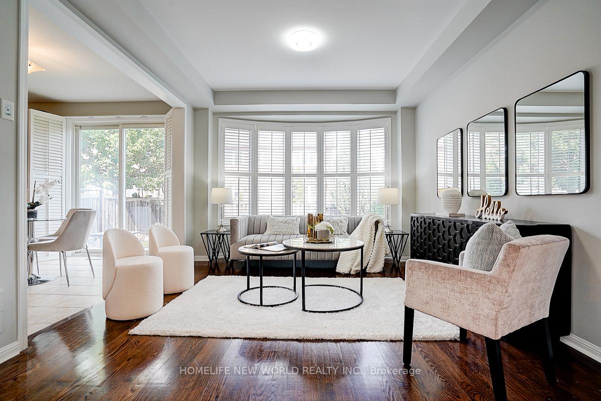 Photo 9 of 76 Bulmer Crescent, Newmarket, Glenway Estates — HOMEH