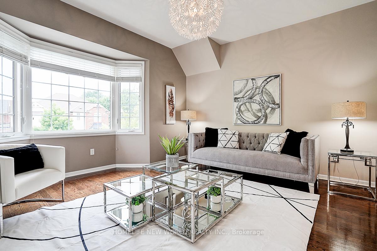 Photo 25 of 76 Bulmer Crescent, Newmarket, Glenway Estates — HOMEH