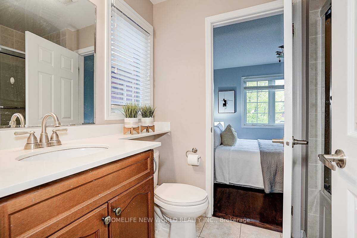 Photo 37 of 76 Bulmer Crescent, Newmarket, Glenway Estates — HOMEH