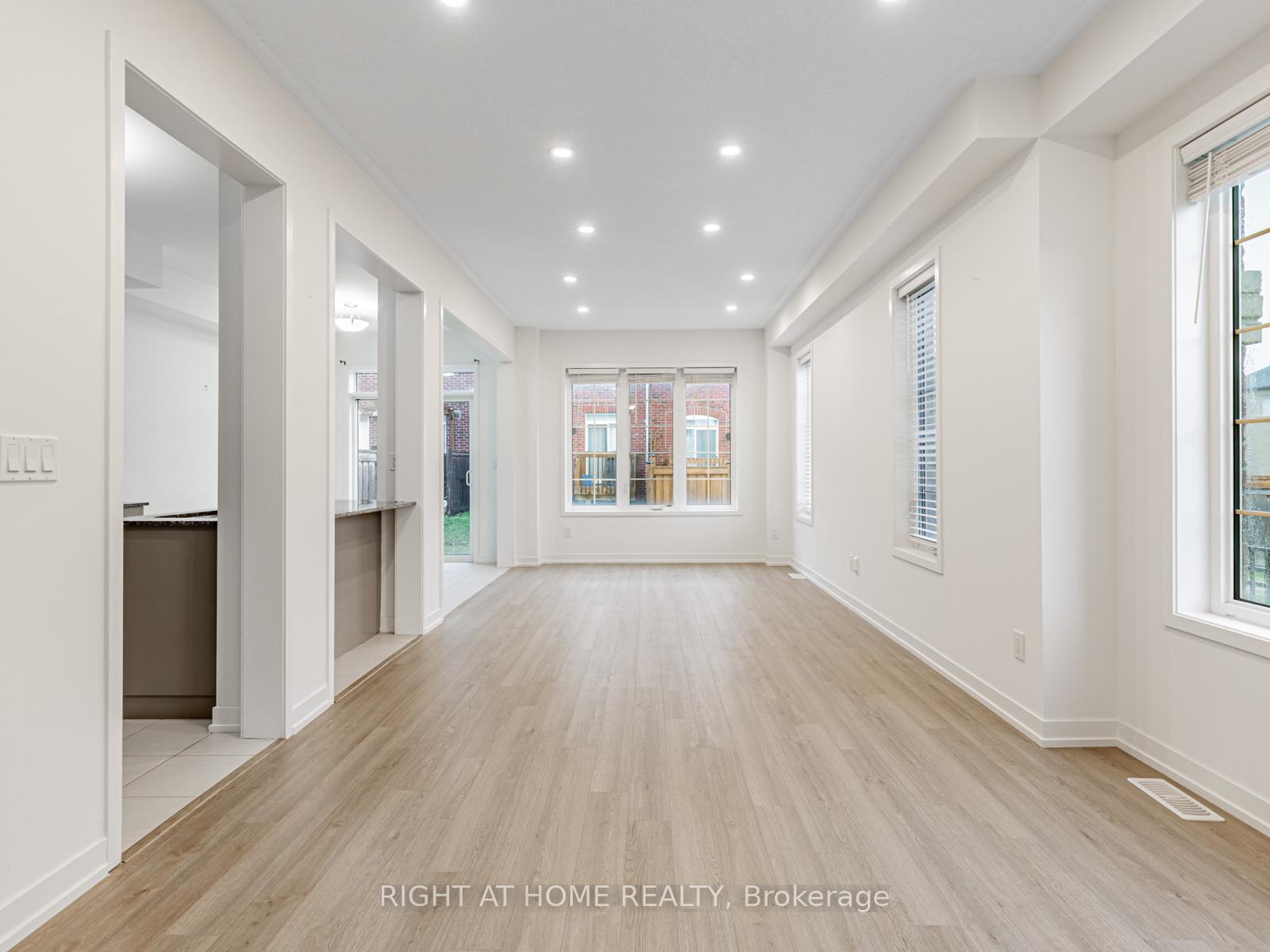 Photo 6 of 115 Knott End Crescent, Newmarket, Glenway Estates — HOMEH
