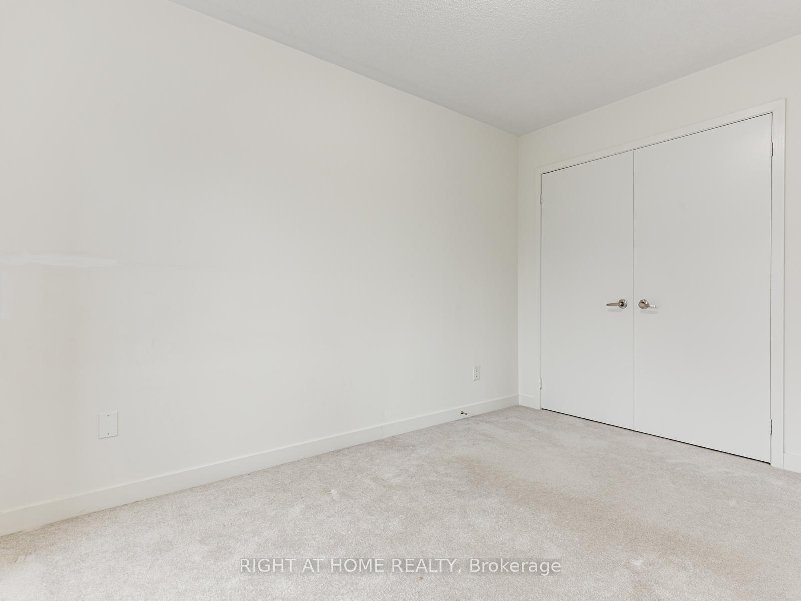 Photo 20 of 115 Knott End Crescent, Newmarket, Glenway Estates — HOMEH