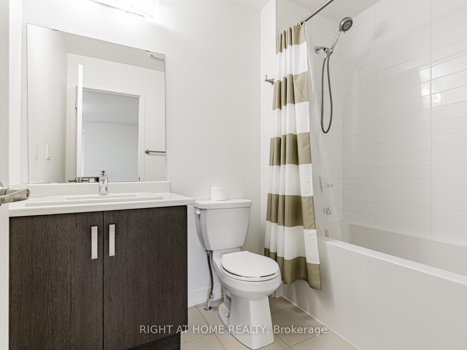 Photo 22 of 115 Knott End Crescent, Newmarket, Glenway Estates — HOMEH