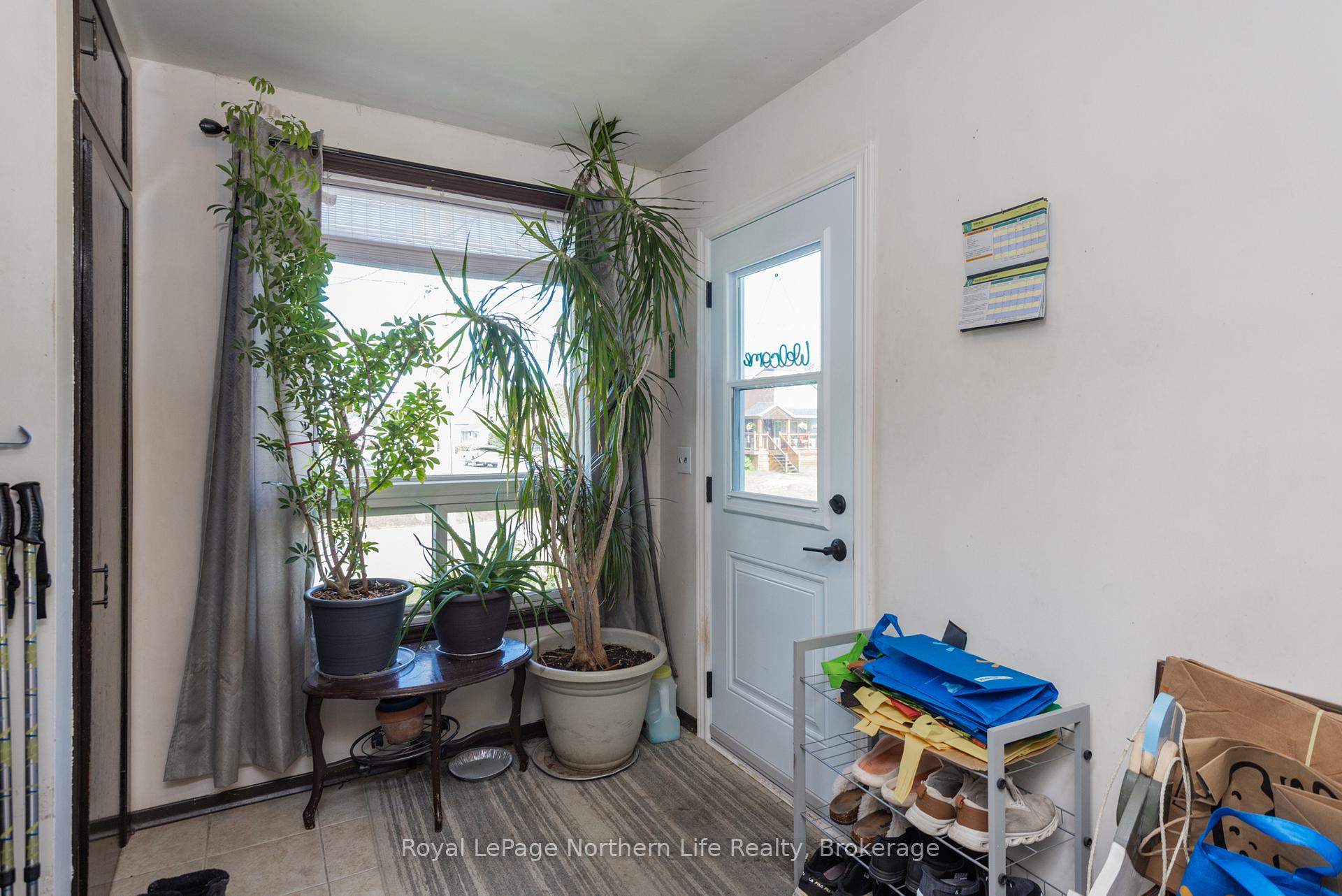Photo 5 of 149 Whitney Avenue, North Bay, Ferris — HOMEH