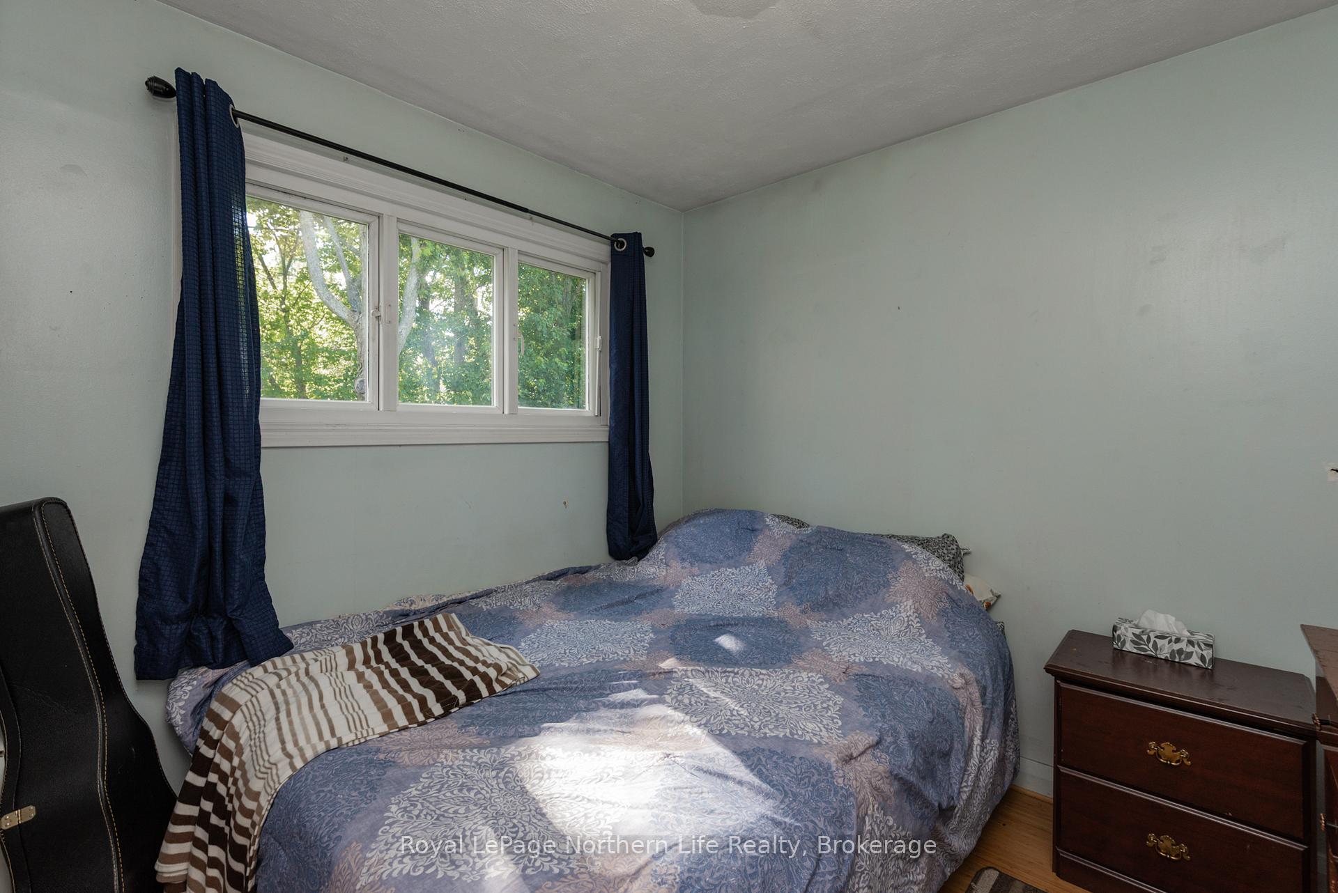 Photo 11 of 149 Whitney Avenue, North Bay, Ferris — HOMEH