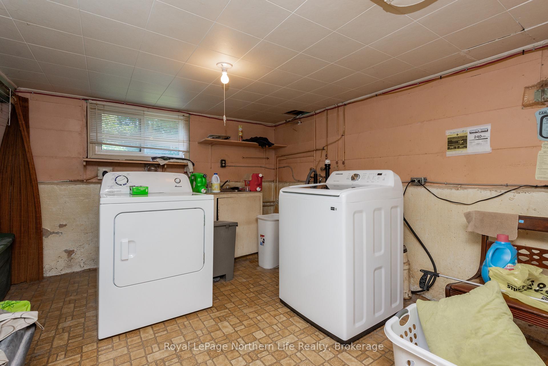 Photo 14 of 149 Whitney Avenue, North Bay, Ferris — HOMEH