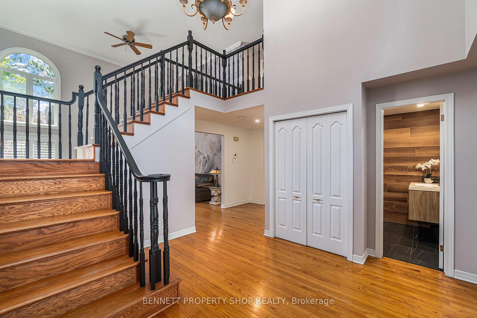 Photo 3 of 1708 Autumn Ridge Drive, Ottawa, Chapel Hill — HOMEH