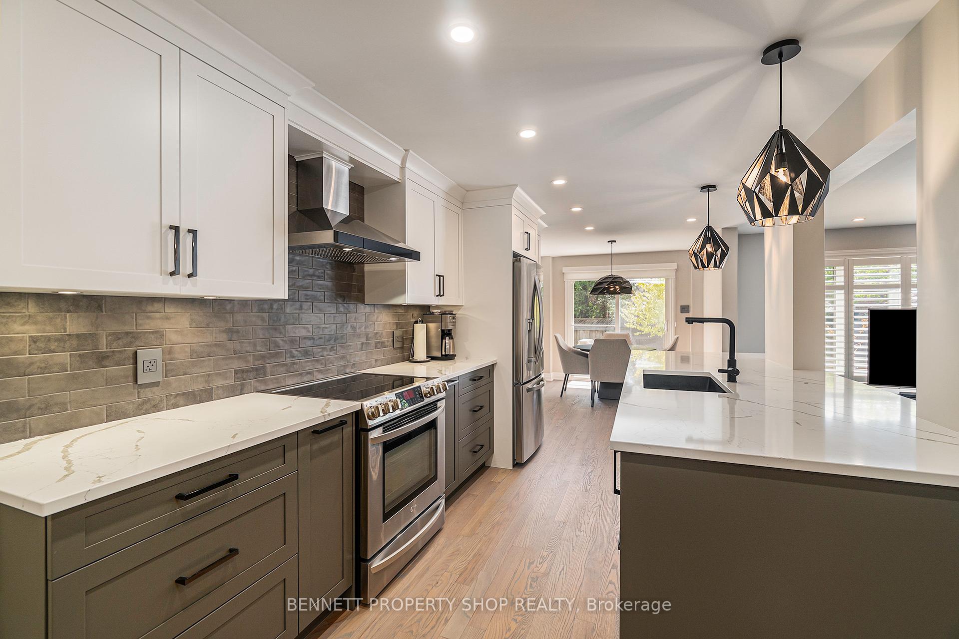 Photo 6 of 1708 Autumn Ridge Drive, Ottawa, Chapel Hill — HOMEH