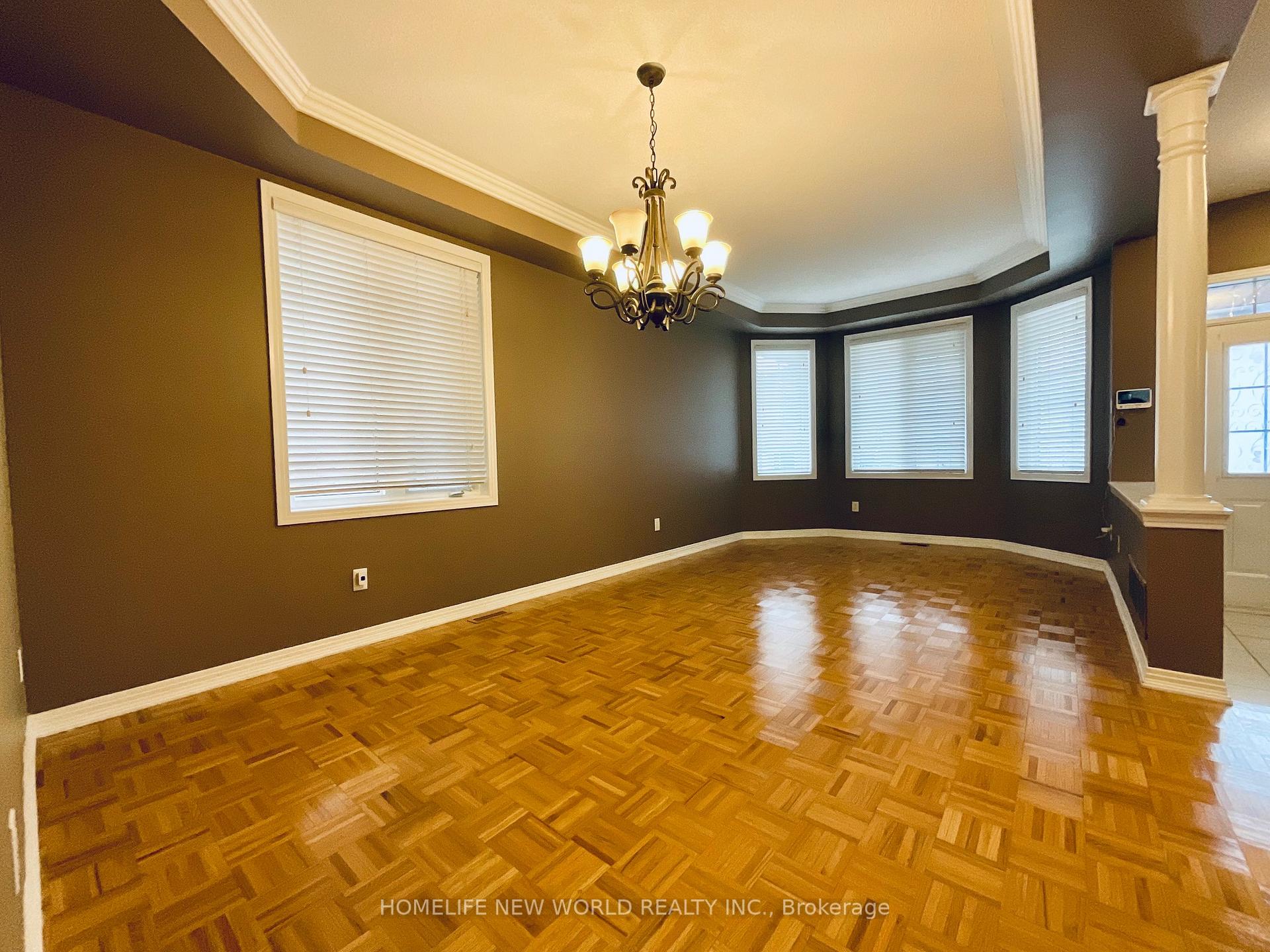 Photo 6 of 70 Lakespring Drive, Markham, Cachet — HOMEH