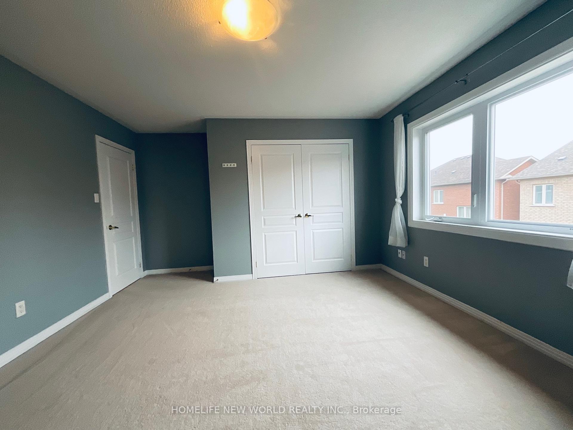 Photo 17 of 70 Lakespring Drive, Markham, Cachet — HOMEH