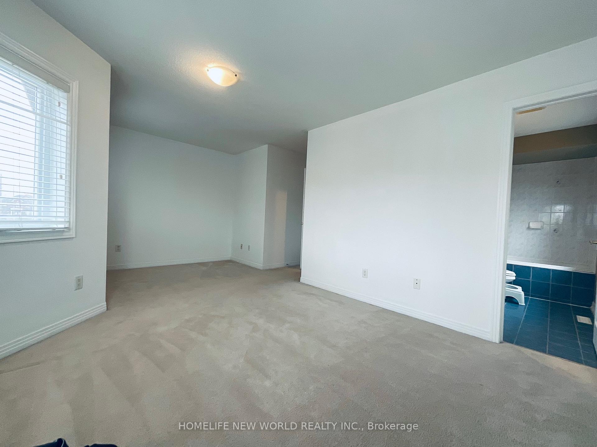 Photo 25 of 70 Lakespring Drive, Markham, Cachet — HOMEH
