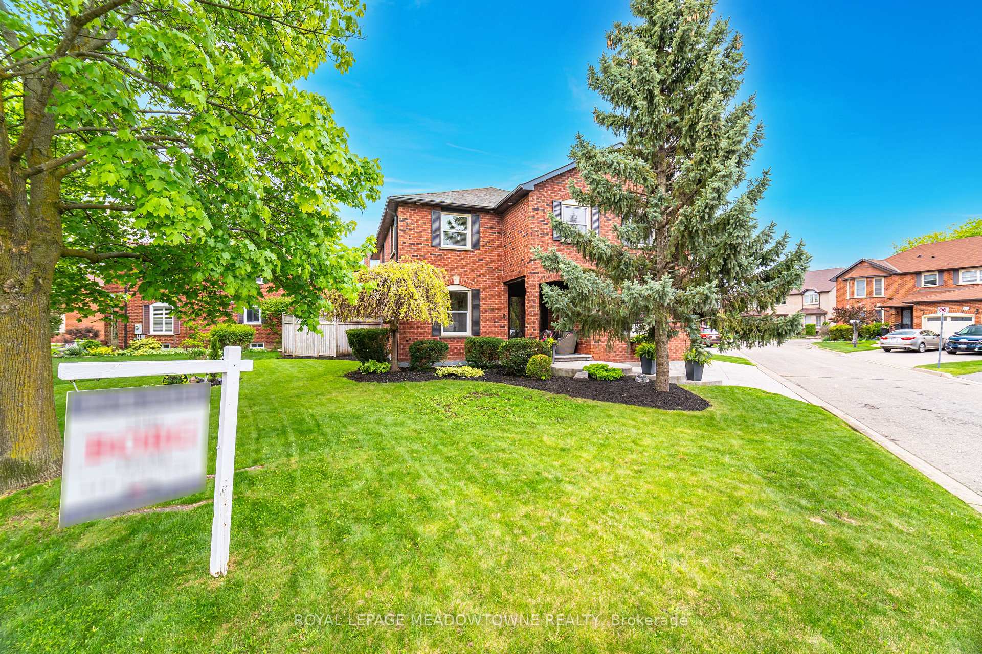 Photo 3 of 6402 Tenth Line W, Mississauga, Lisgar — HOMEH