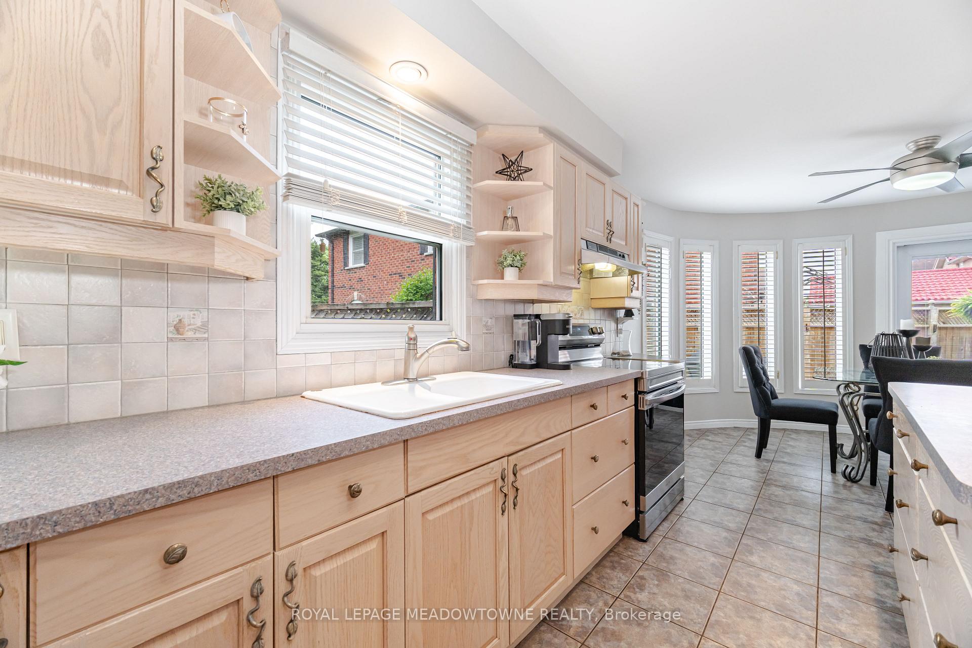 Photo 15 of 6402 Tenth Line W, Mississauga, Lisgar — HOMEH