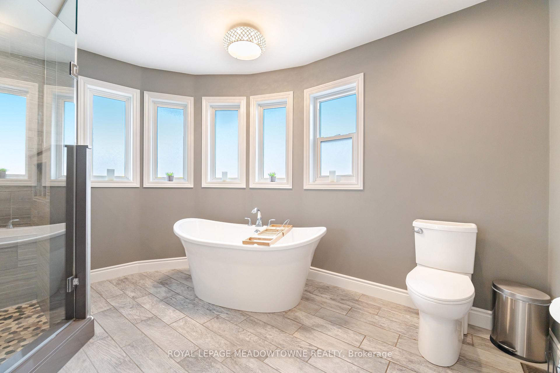 Photo 26 of 6402 Tenth Line W, Mississauga, Lisgar — HOMEH