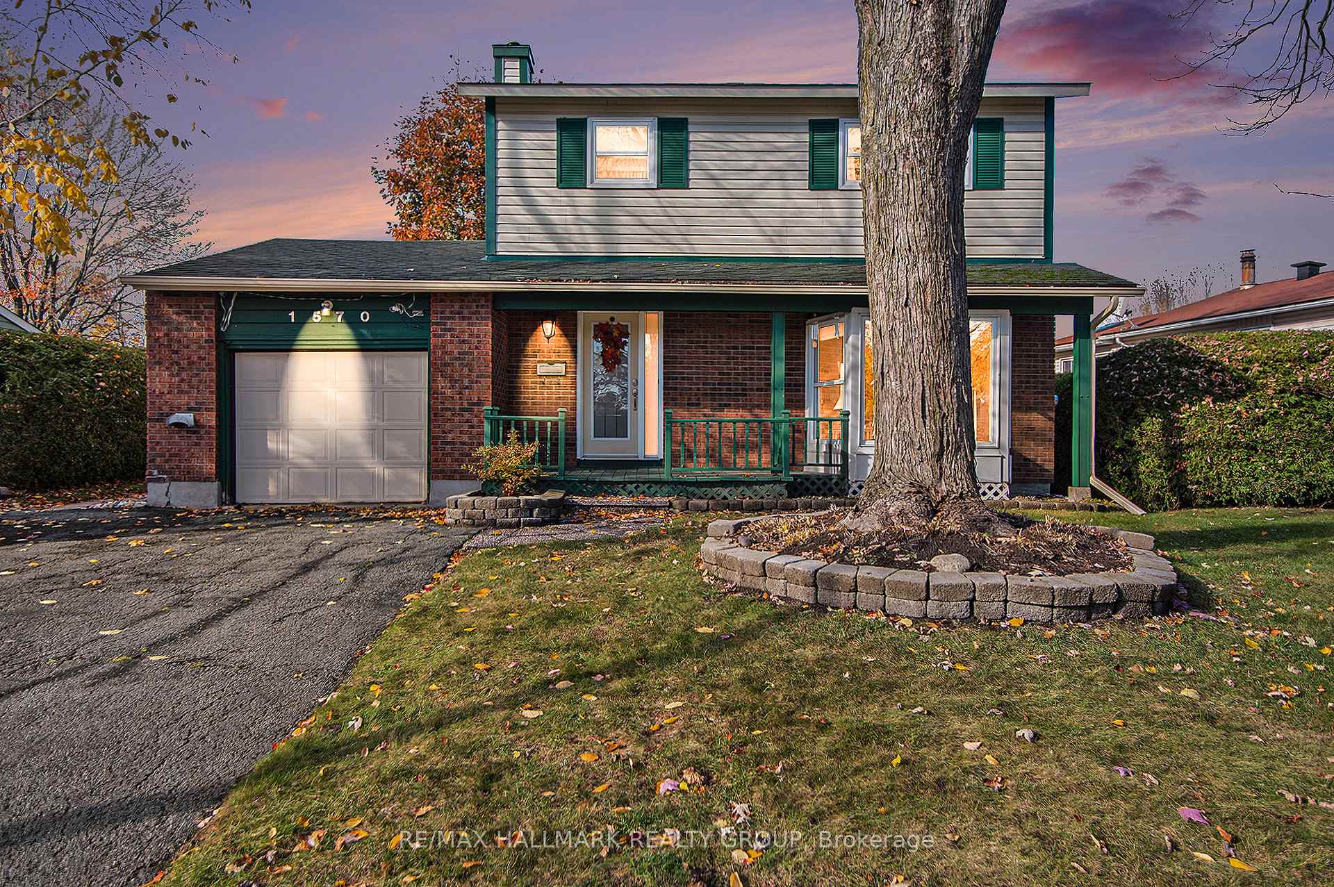 Photo 1 of 1570 Payette Drive, Ottawa, Bilberry Creek/Queenswood Heights — HOMEH
