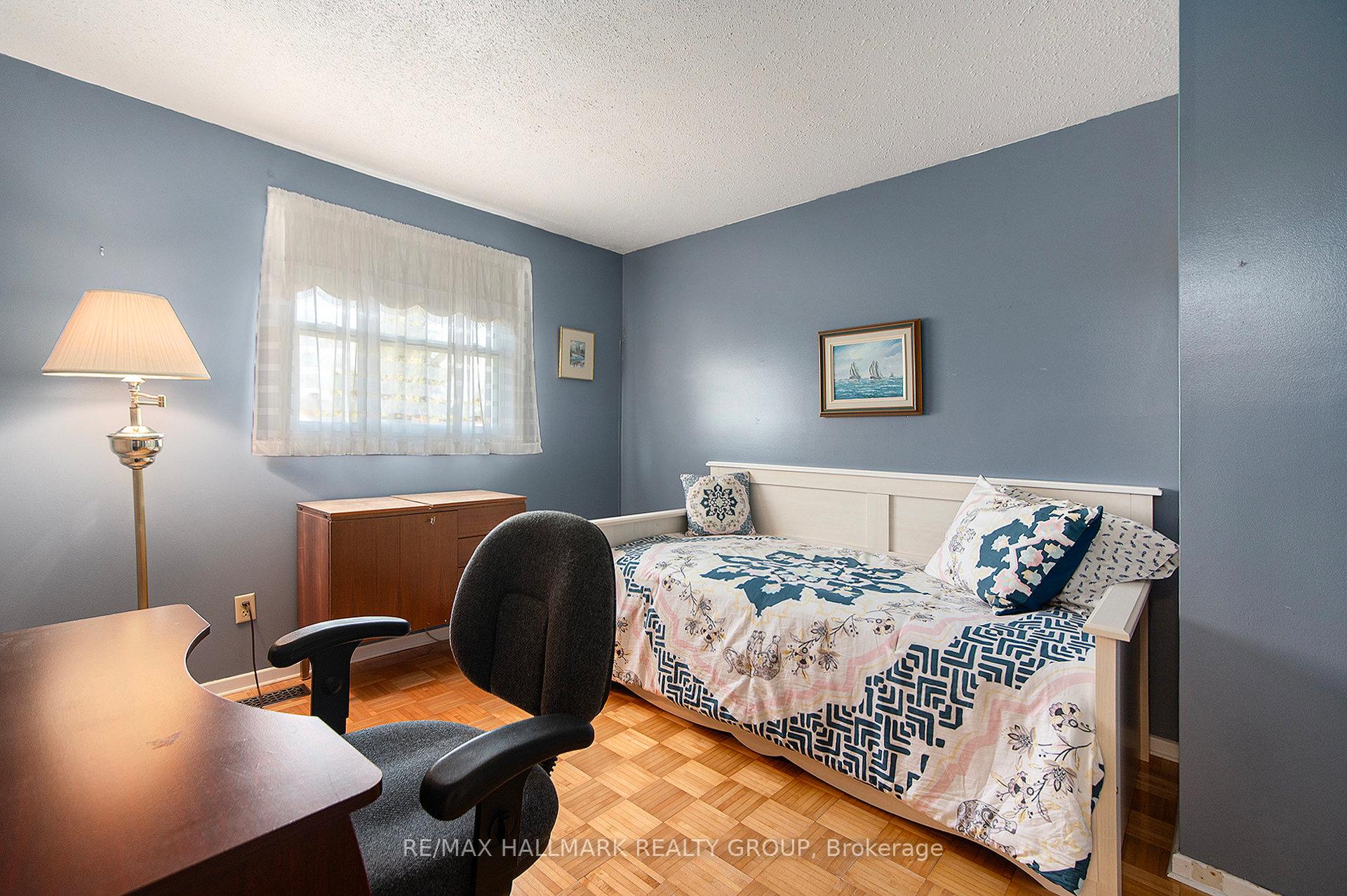 Photo 25 of 1570 Payette Drive, Ottawa, Bilberry Creek/Queenswood Heights — HOMEH