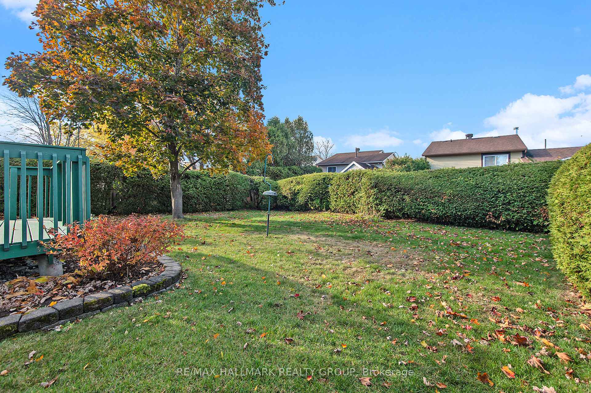 Photo 30 of 1570 Payette Drive, Ottawa, Bilberry Creek/Queenswood Heights — HOMEH