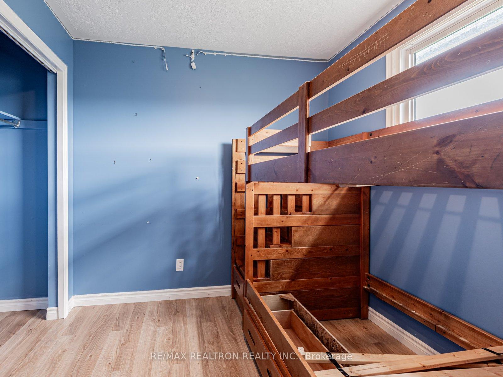Photo 20 of 7 Lawson Avenue, Orillia — HOMEH