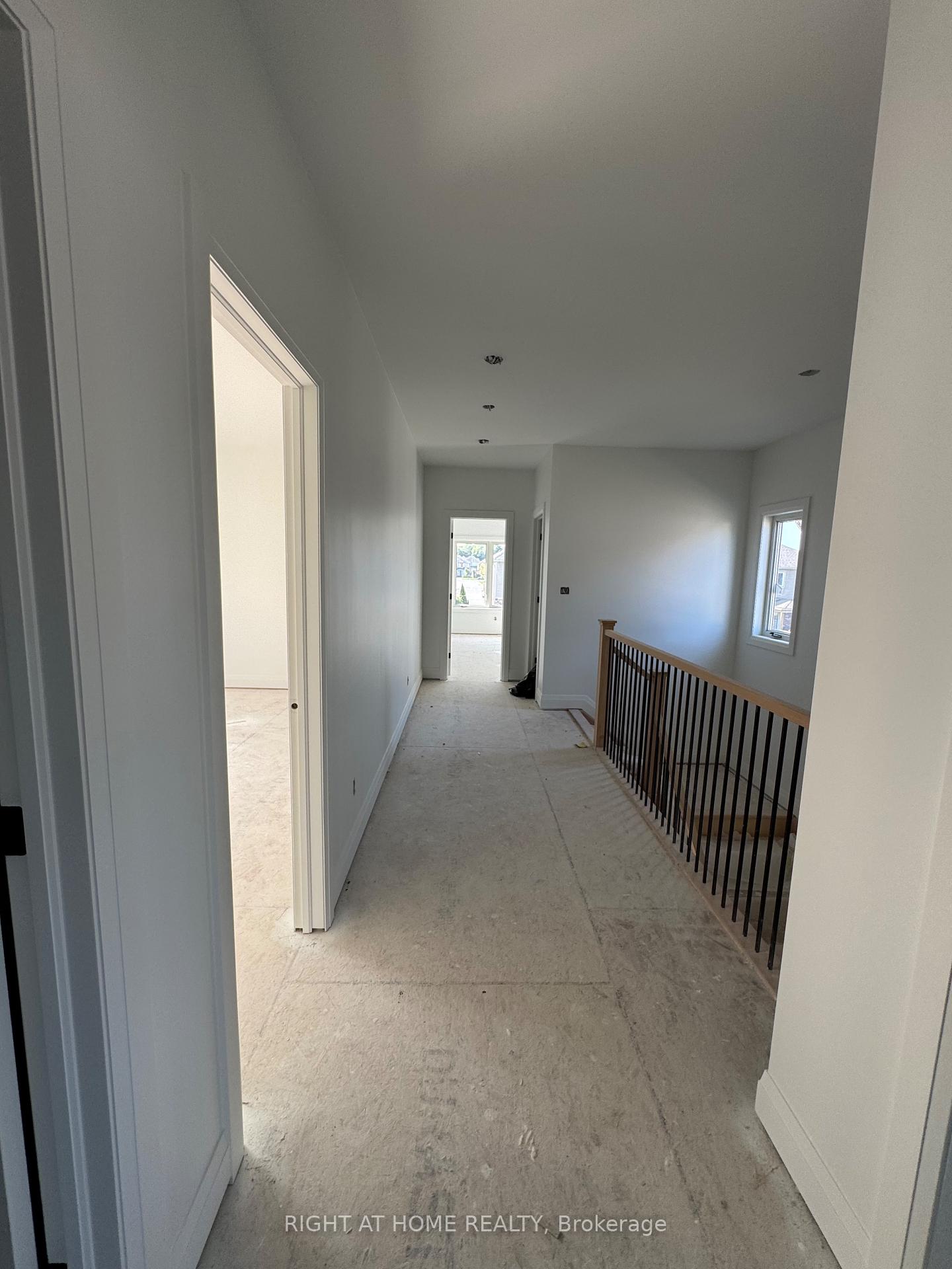 Photo 14 of 8872 Angie Drive, Niagara Falls, Forestview — HOMEH