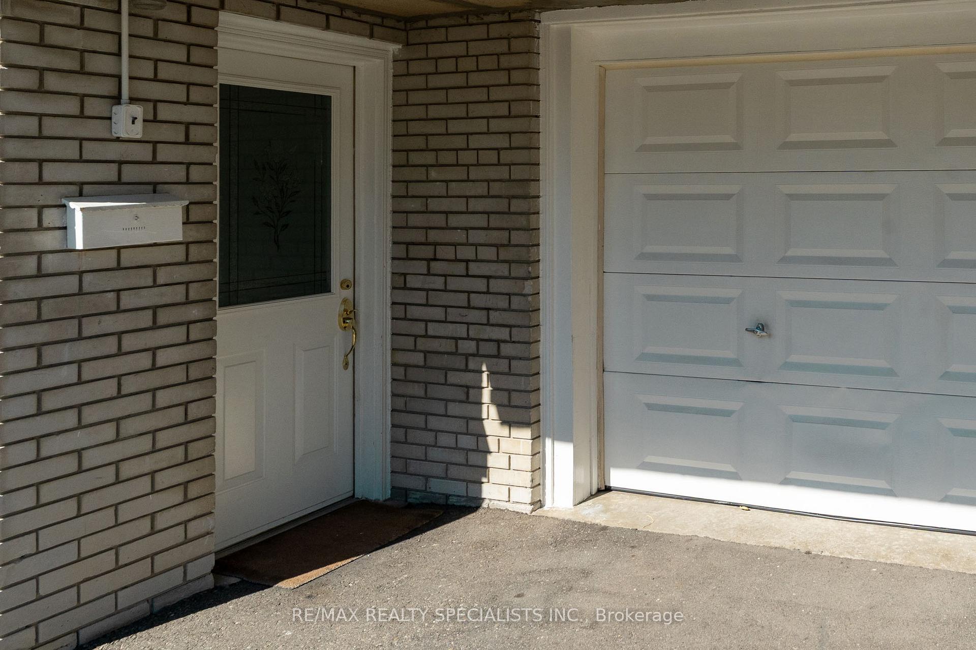 Photo 3 of 3560 Haven Glenn, Mississauga, Applewood — HOMEH