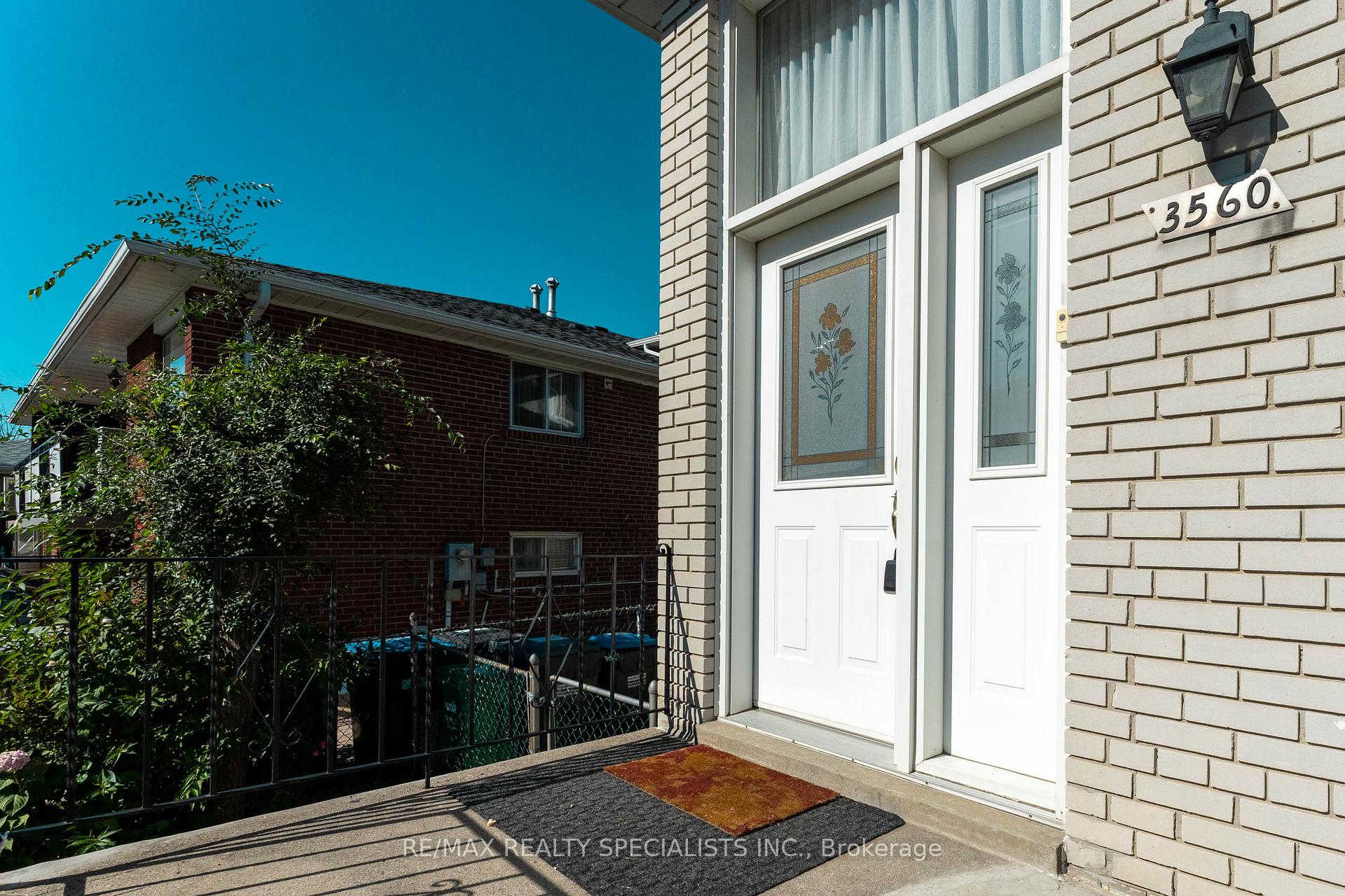Photo 4 of 3560 Haven Glenn, Mississauga, Applewood — HOMEH