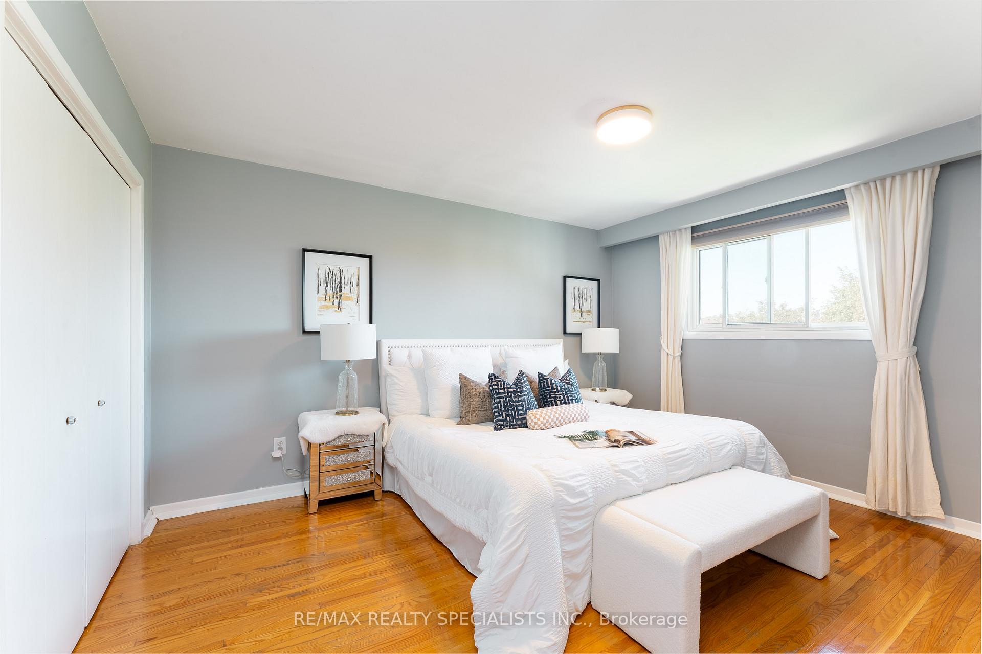 Photo 22 of 3560 Haven Glenn, Mississauga, Applewood — HOMEH