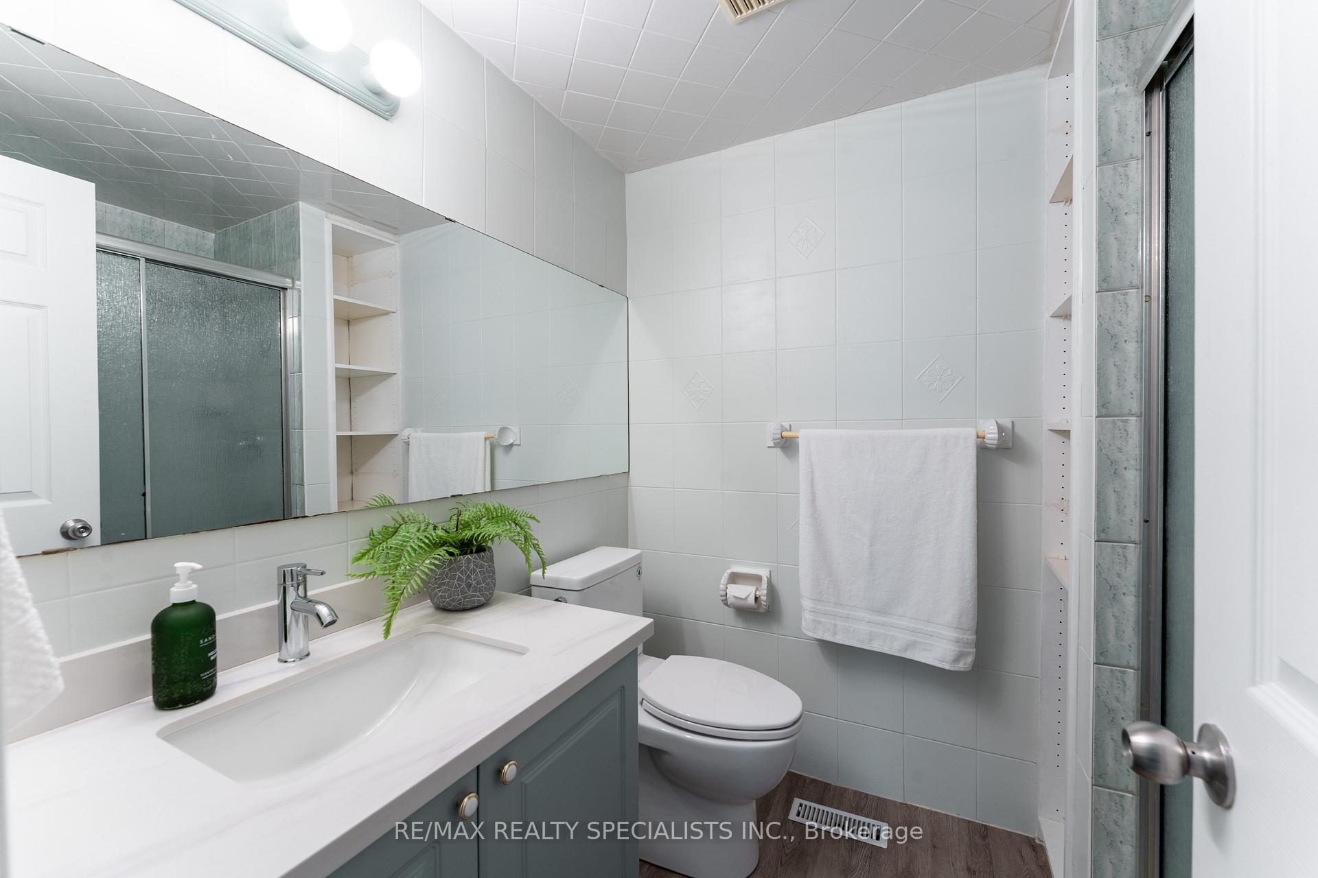 Photo 27 of 3560 Haven Glenn, Mississauga, Applewood — HOMEH