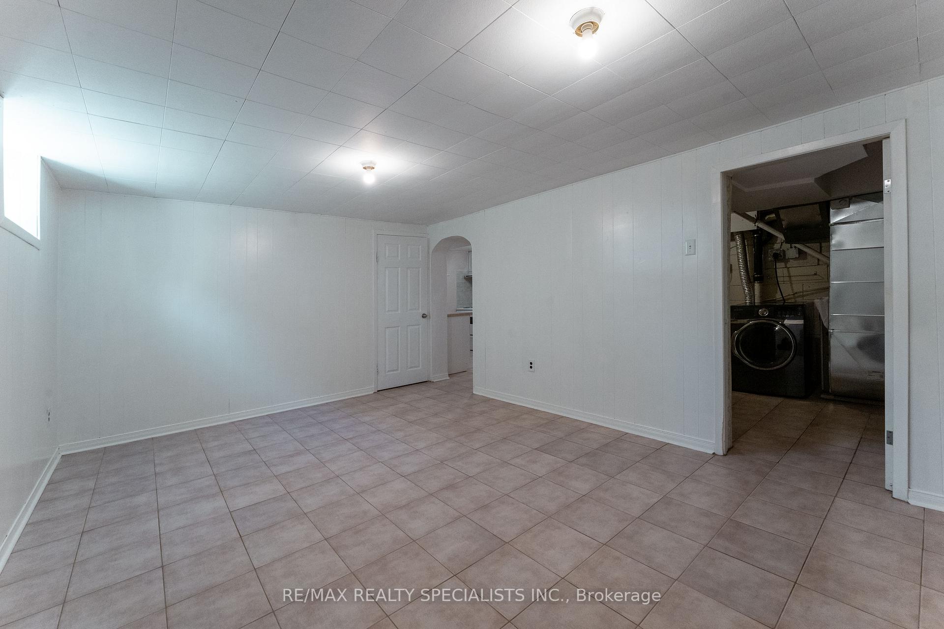 Photo 32 of 3560 Haven Glenn, Mississauga, Applewood — HOMEH