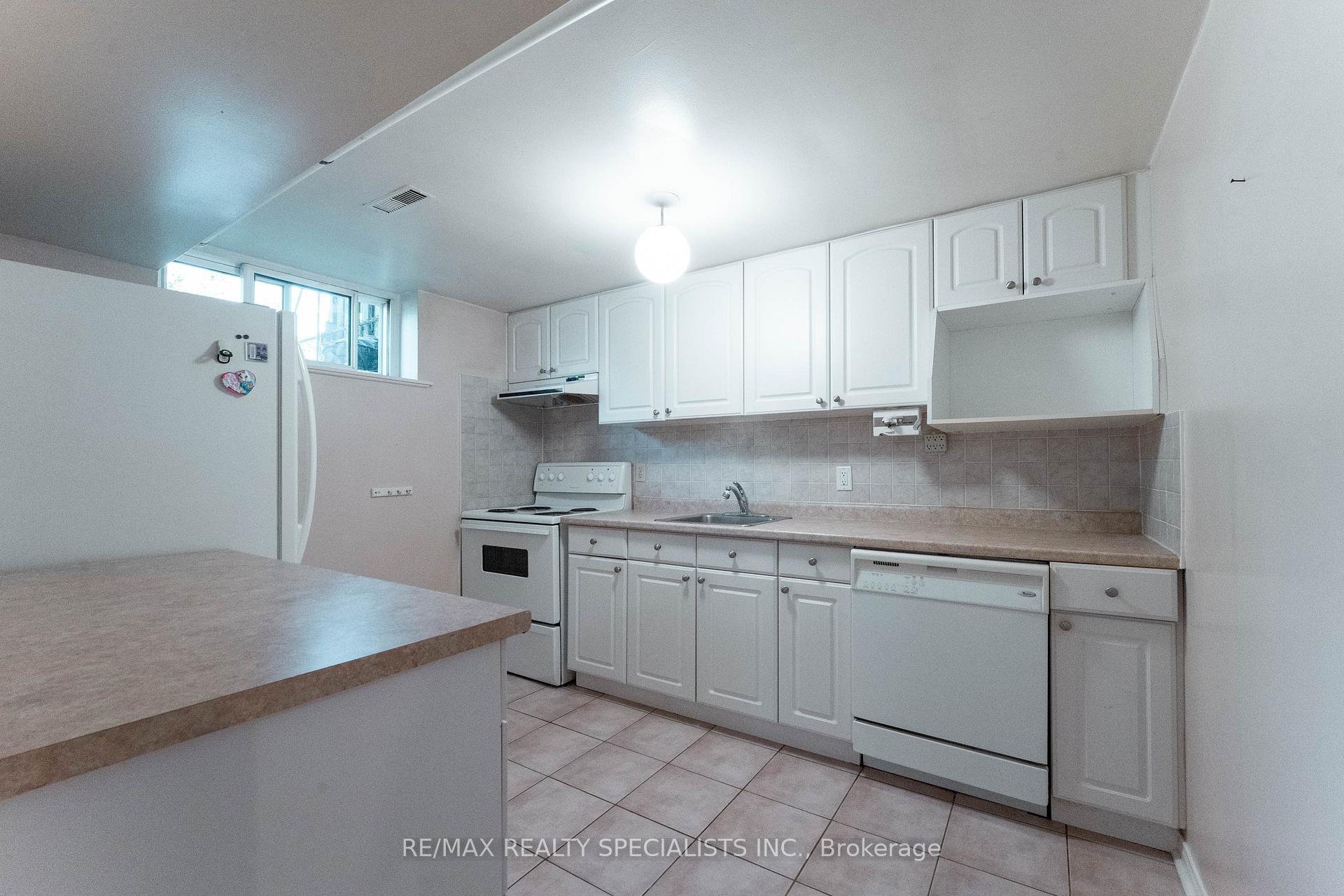 Photo 35 of 3560 Haven Glenn, Mississauga, Applewood — HOMEH