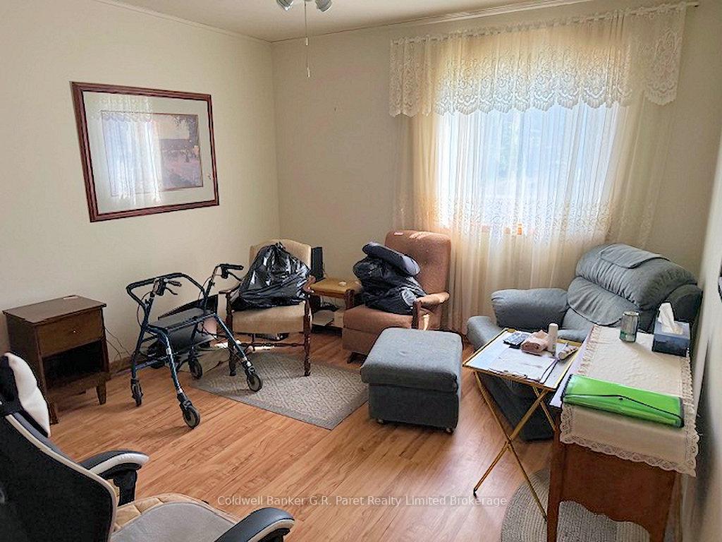 Photo 7 of 197 Crysler Street, Norfolk, Delhi — HOMEH
