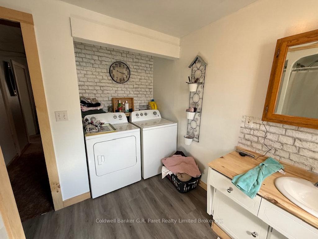 Photo 12 of 197 Crysler Street, Norfolk, Delhi — HOMEH