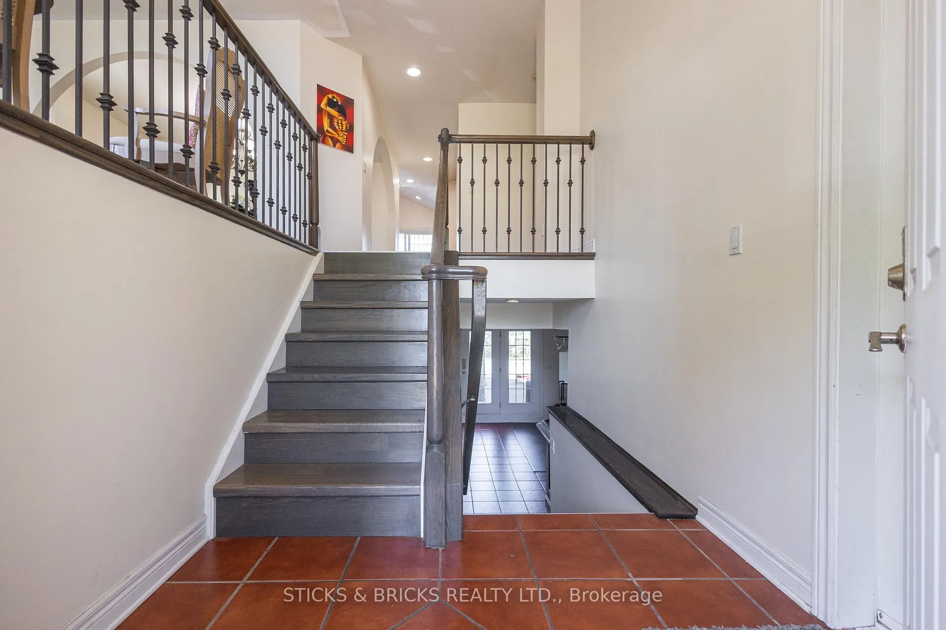 Photo 4 of 8207 Beaver Glen Drive, Niagara Falls, Ascot — HOMEH