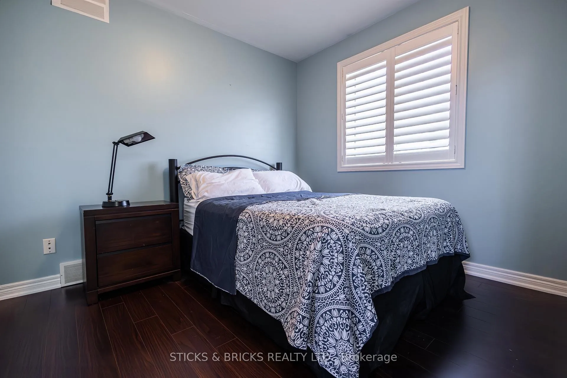 Photo 20 of 8207 Beaver Glen Drive, Niagara Falls, Ascot — HOMEH