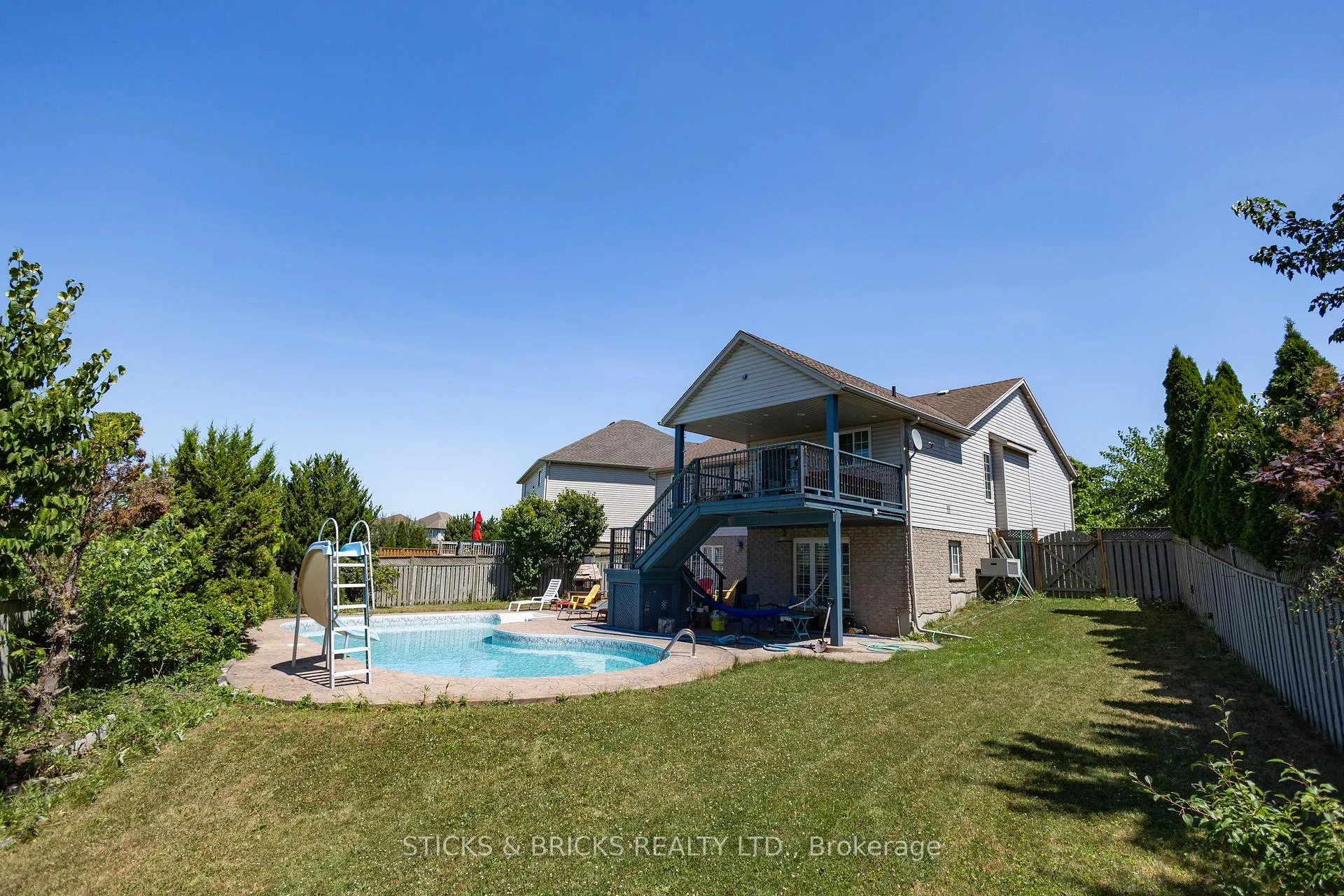 Photo 33 of 8207 Beaver Glen Drive, Niagara Falls, Ascot — HOMEH