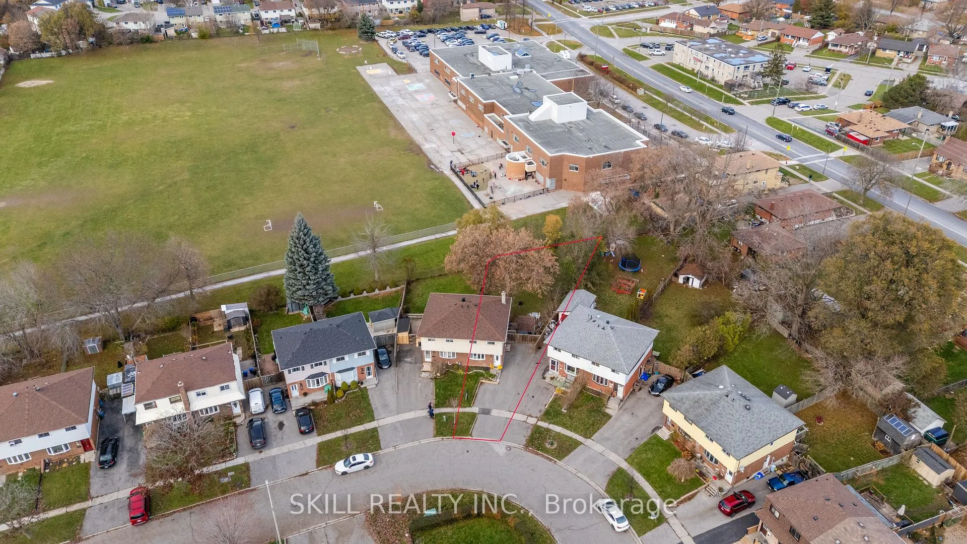 Photo 2 of 269 Kinmount Crescent, Oshawa, Lakeview — HOMEH