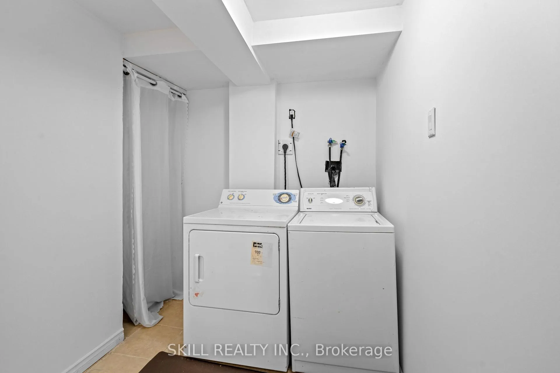Photo 20 of 269 Kinmount Crescent, Oshawa, Lakeview — HOMEH