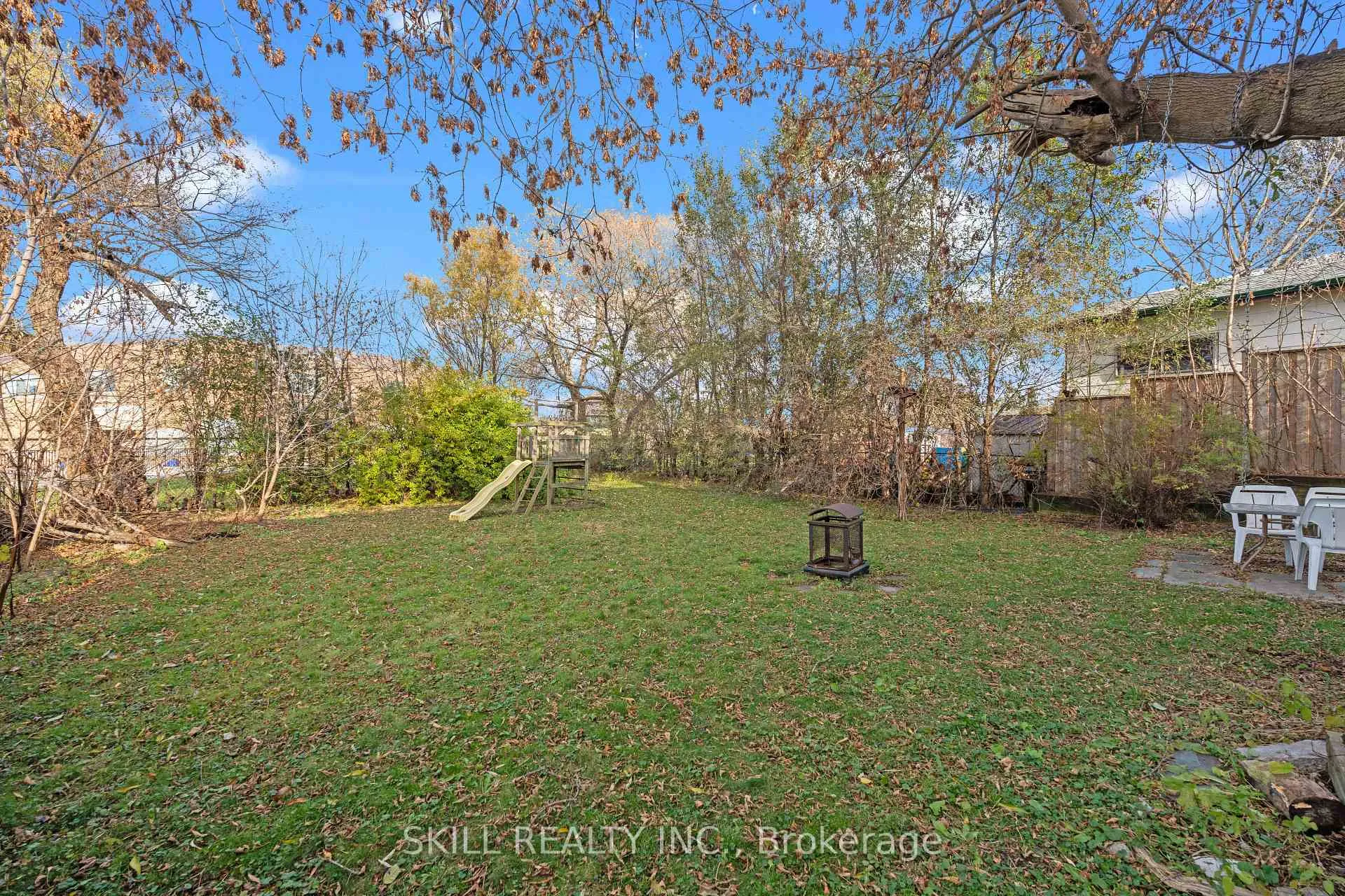 Photo 29 of 269 Kinmount Crescent, Oshawa, Lakeview — HOMEH