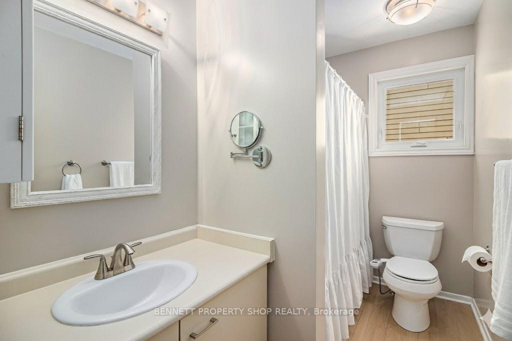 Photo 21 of 1865 Leclair Crescent, Ottawa, Queenswood Heights South — HOMEH