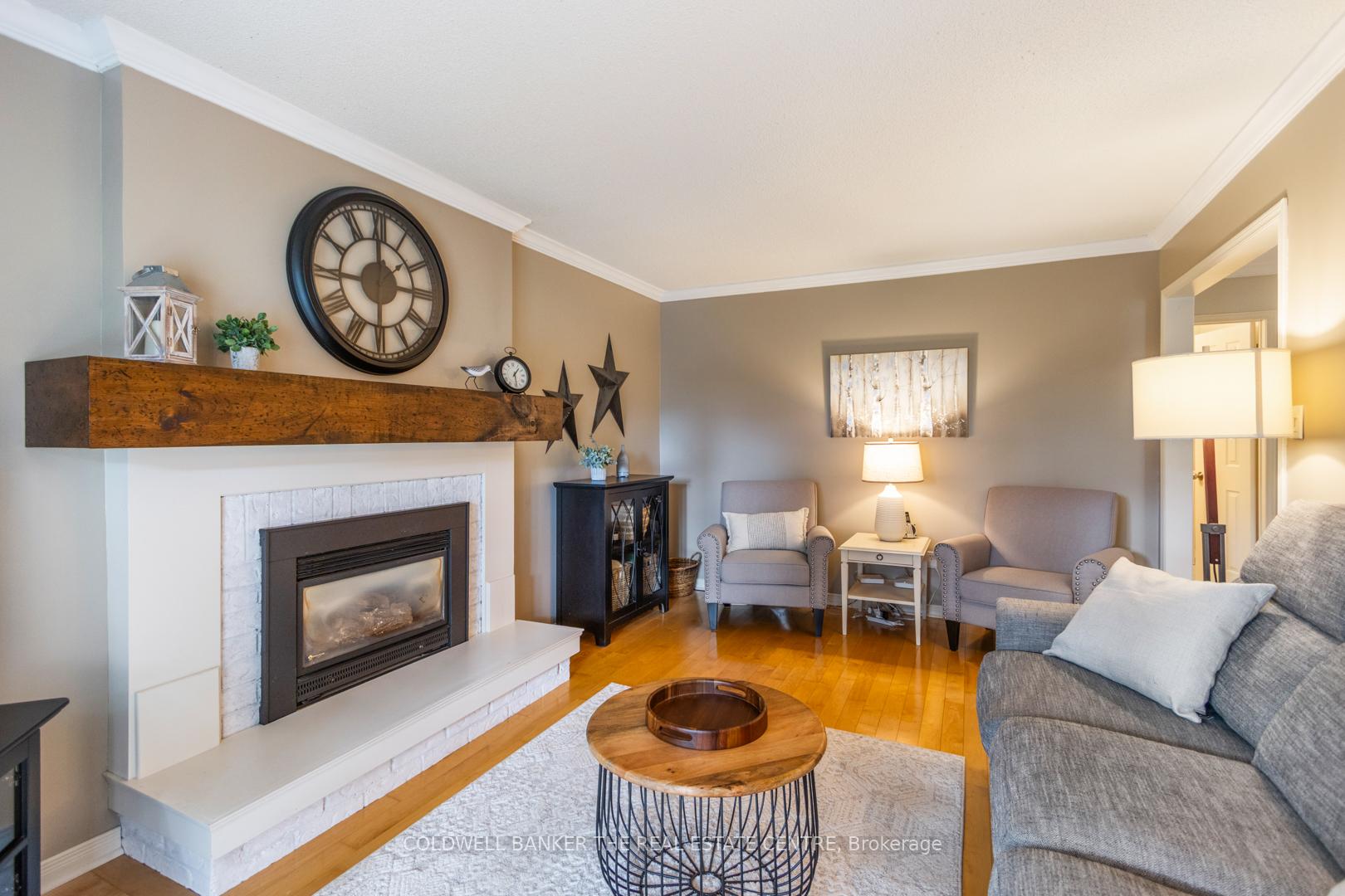 Photo 13 of 522 Malvern Crescent, Newmarket, Bristol-London — HOMEH