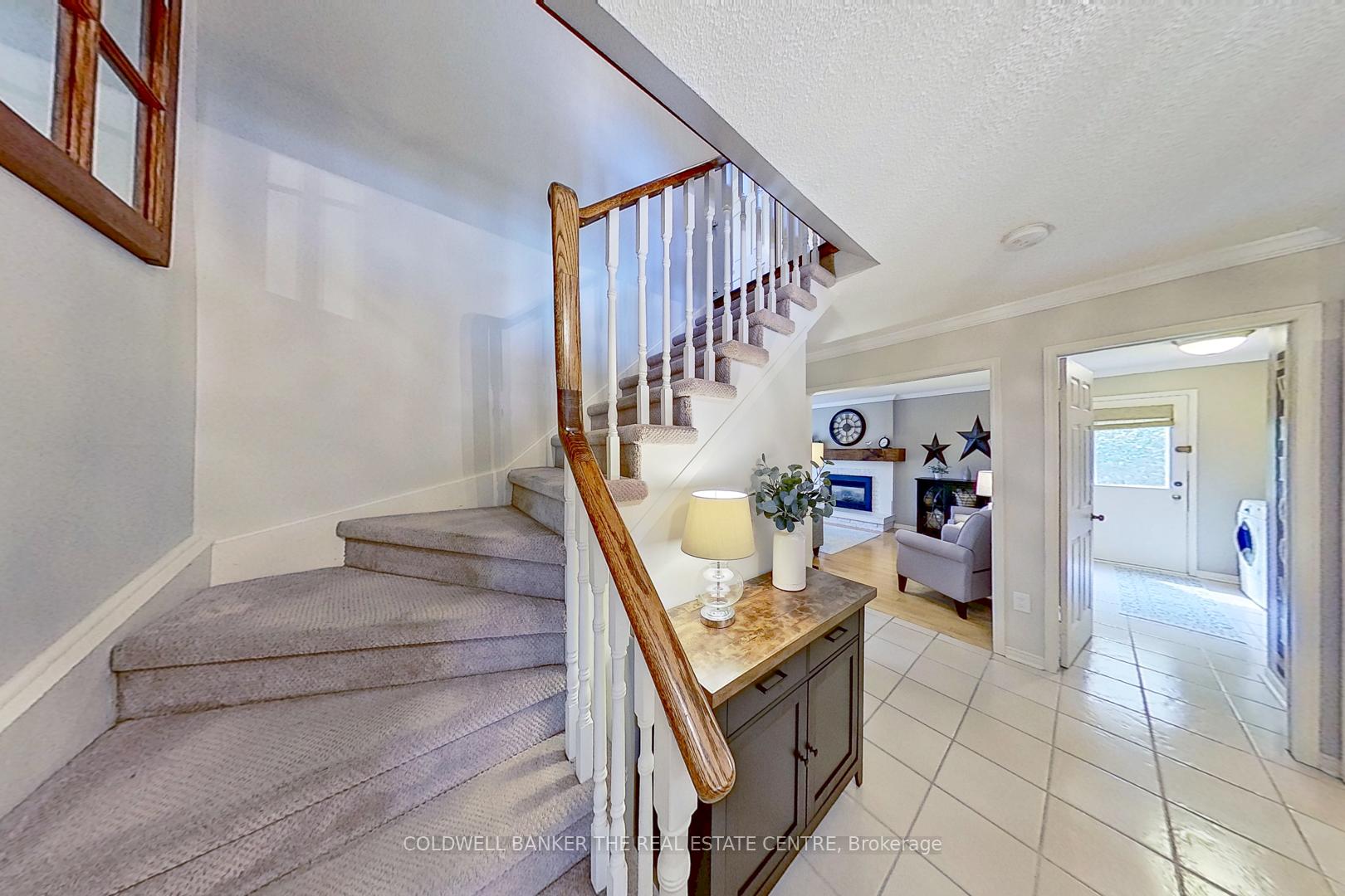 Photo 16 of 522 Malvern Crescent, Newmarket, Bristol-London — HOMEH