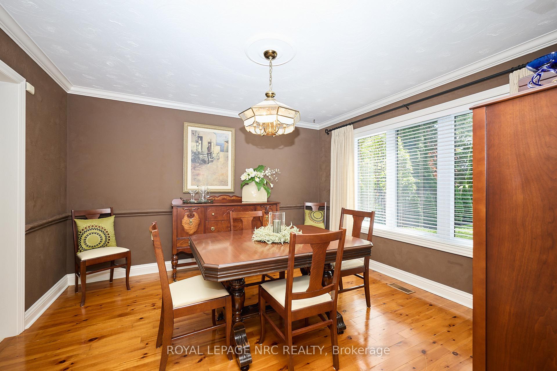Photo 12 of 14 Shorthill Place, Pelham, Fonthill — HOMEH